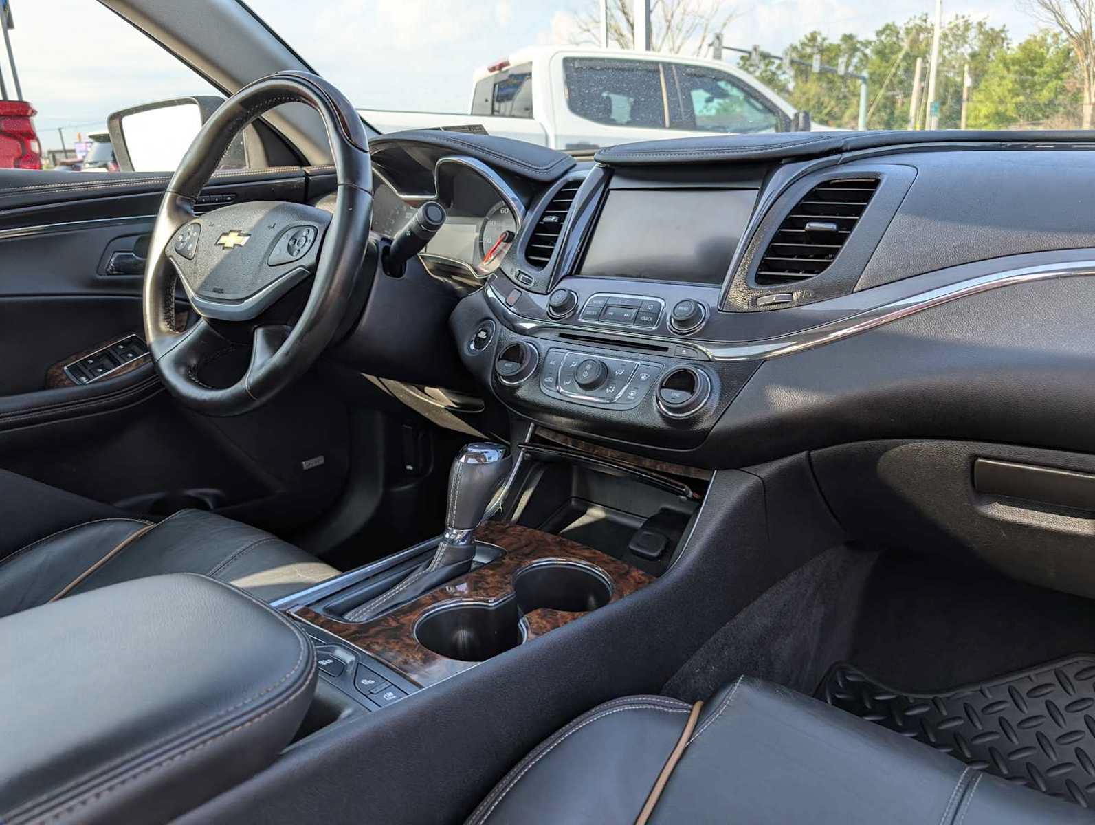 Used 2014 Chevrolet Impala LTZ FWD image 43