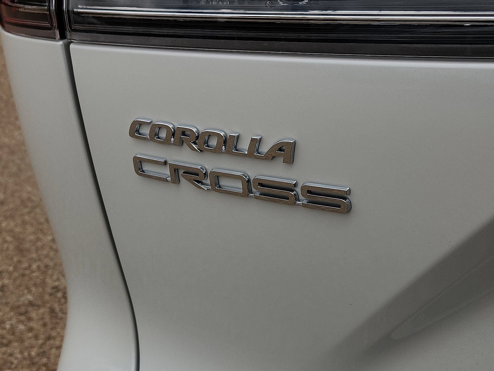 Used 2026 Toyota Corolla Cross XLE w/ Convenience Package FWD image 8
