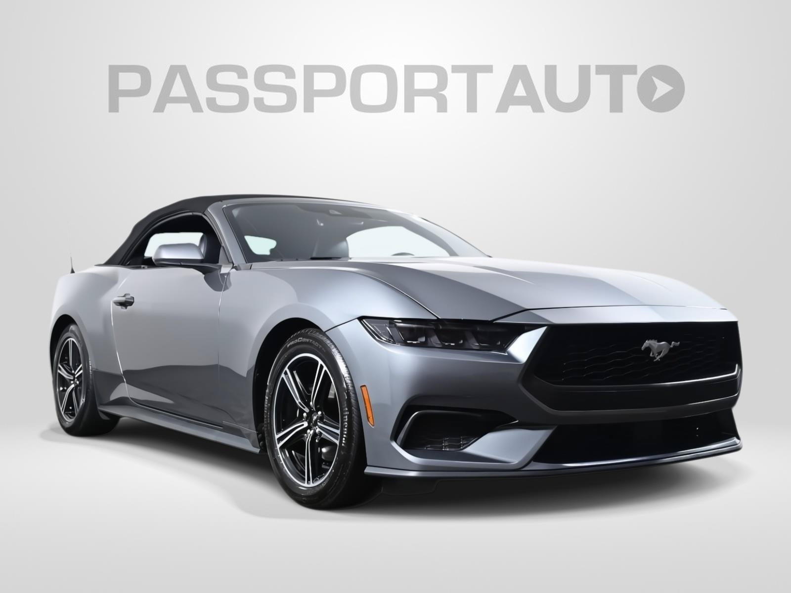 Used 2025 Ford Mustang Premium RWD image 12