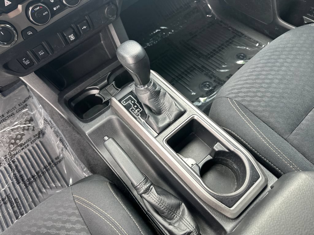 Used 2021 Toyota Tacoma SR5 w/ Trail Edition AWD/4WD image 23