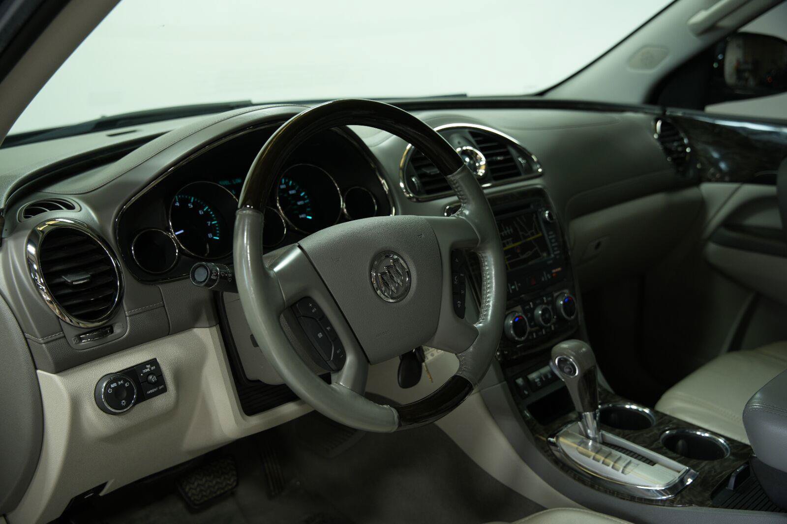 Certified 2014 Buick Enclave Premium FWD image 39
