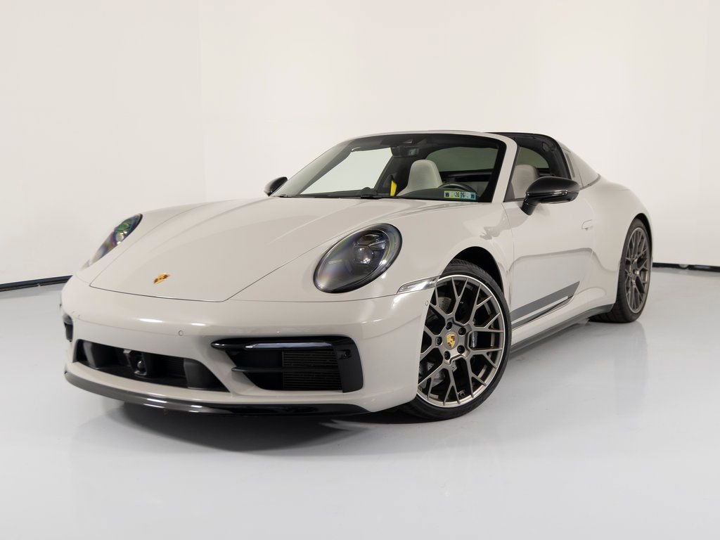 Certified 2022 Porsche 911 Targa 4S image 7