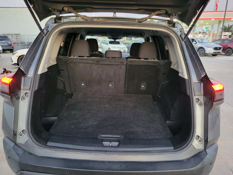 Used 2021 Nissan Rogue S image 37