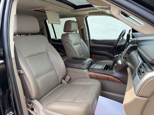 Used 2018 Chevrolet Suburban Premier image 14