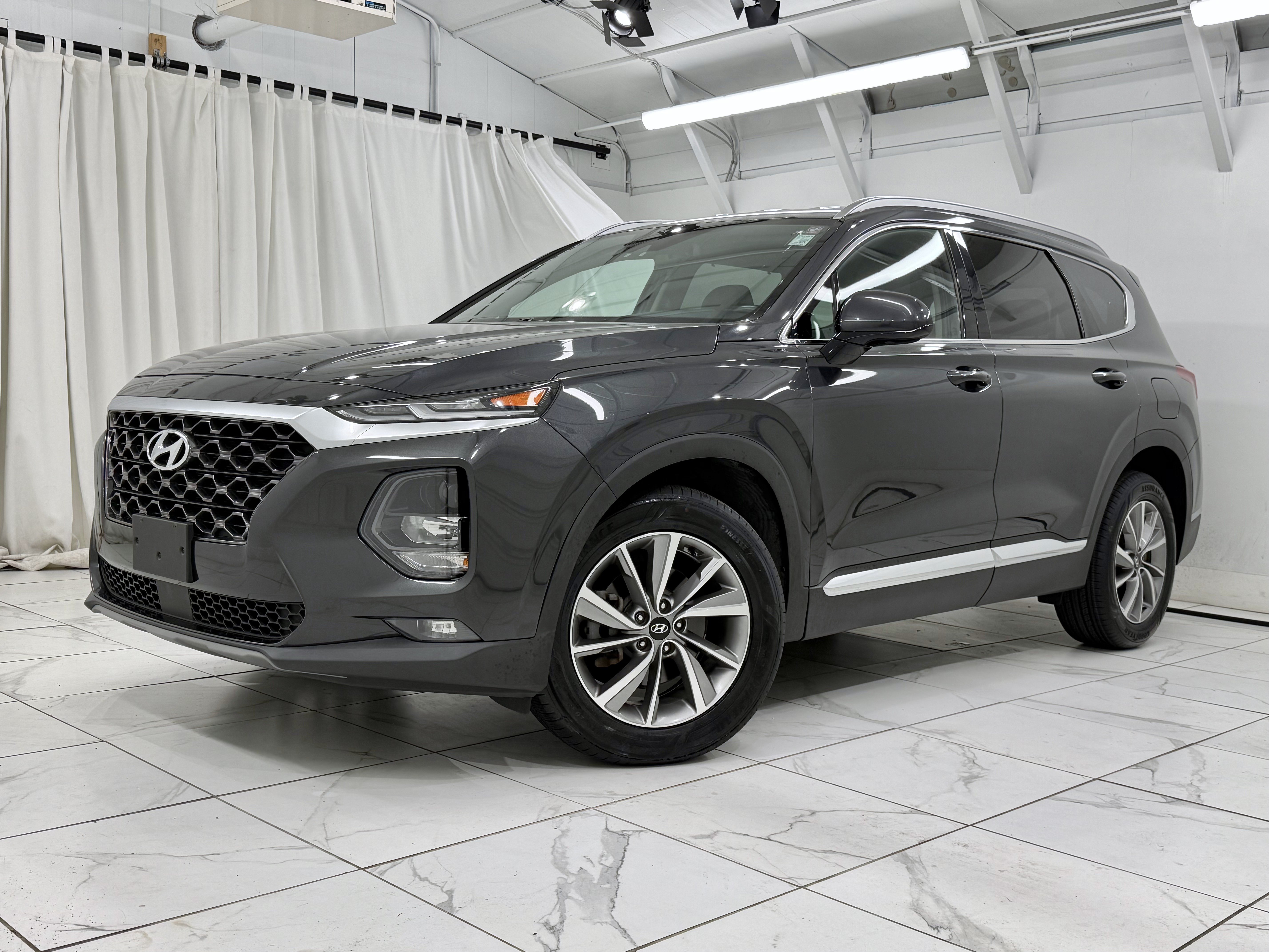 Used 2020 Hyundai Santa Fe SEL w/ Convenience Package AWD/4WD image 1