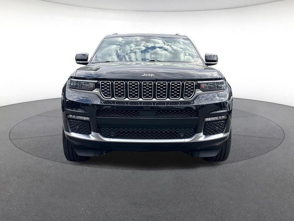 Used 2024 Jeep Grand Cherokee L Summit AWD/4WD image 9