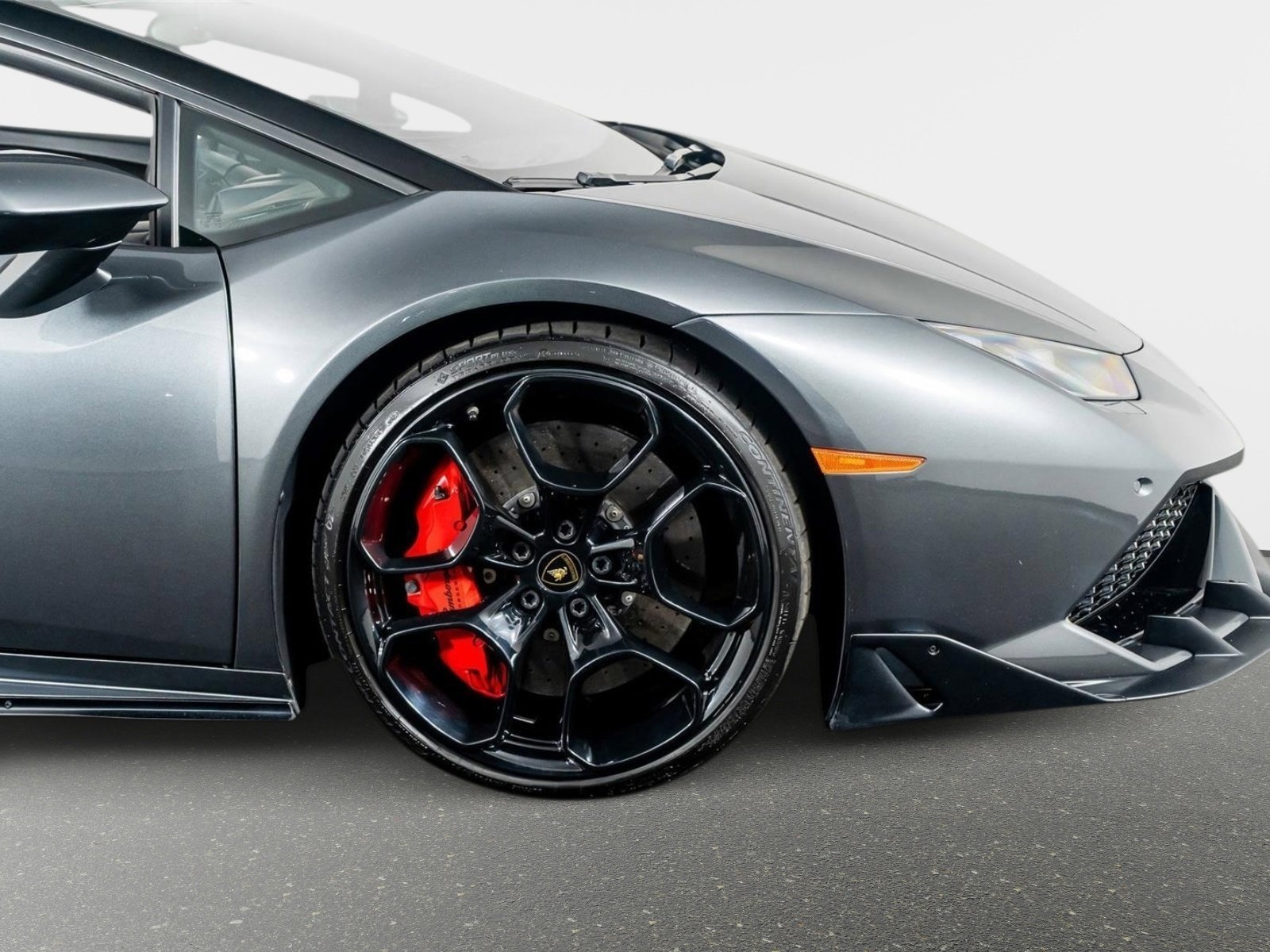 Used 2017 Lamborghini Huracan LP 610-4 image 7