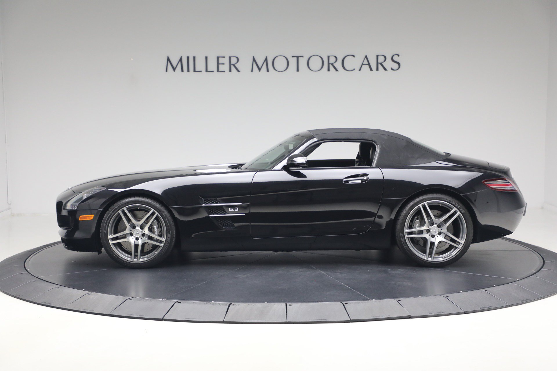 Used 2012 Mercedes-Benz SLS AMG Roadster image 23
