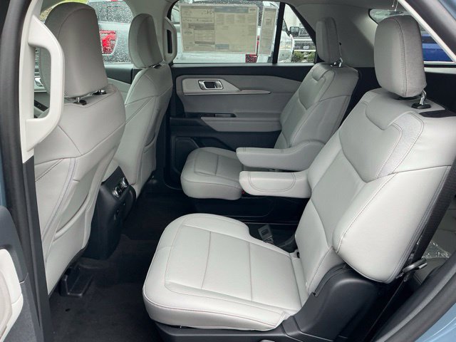 New 2026 Ford Explorer Active w/ Active Comfort Package RWD image 24