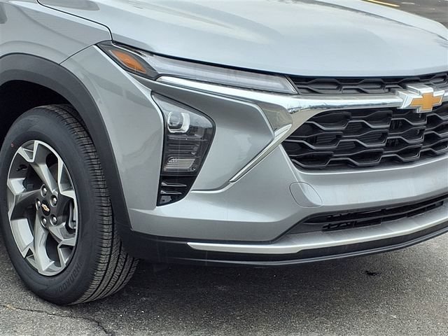 New 2026 Chevrolet Trax LT w/ LT Convenience Package FWD image 23