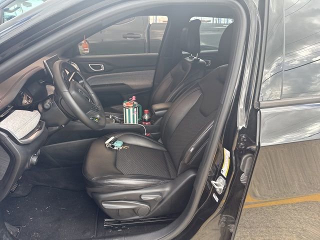 Used 2023 Jeep Compass Latitude image 6