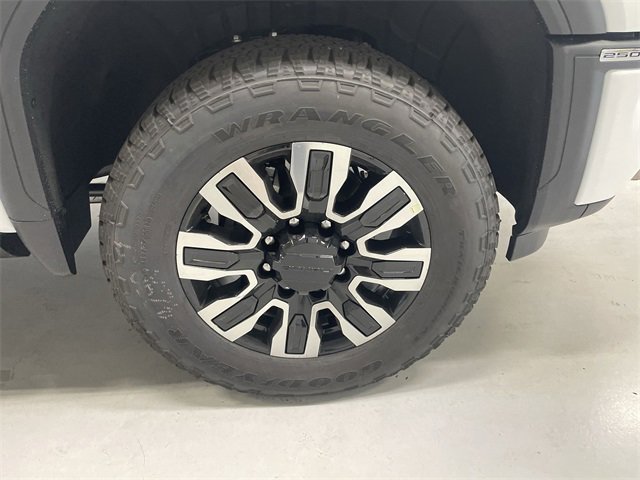New 2026 GMC Sierra 2500 Denali Ultimate image 14