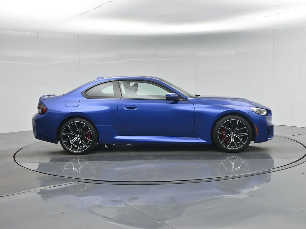 Used 2025 BMW M2 image 26