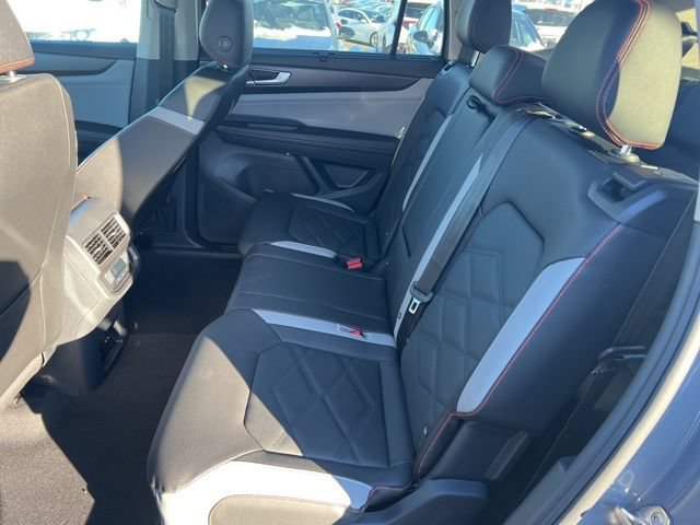 New 2026 Volkswagen Atlas Peak Edition AWD/4WD image 8