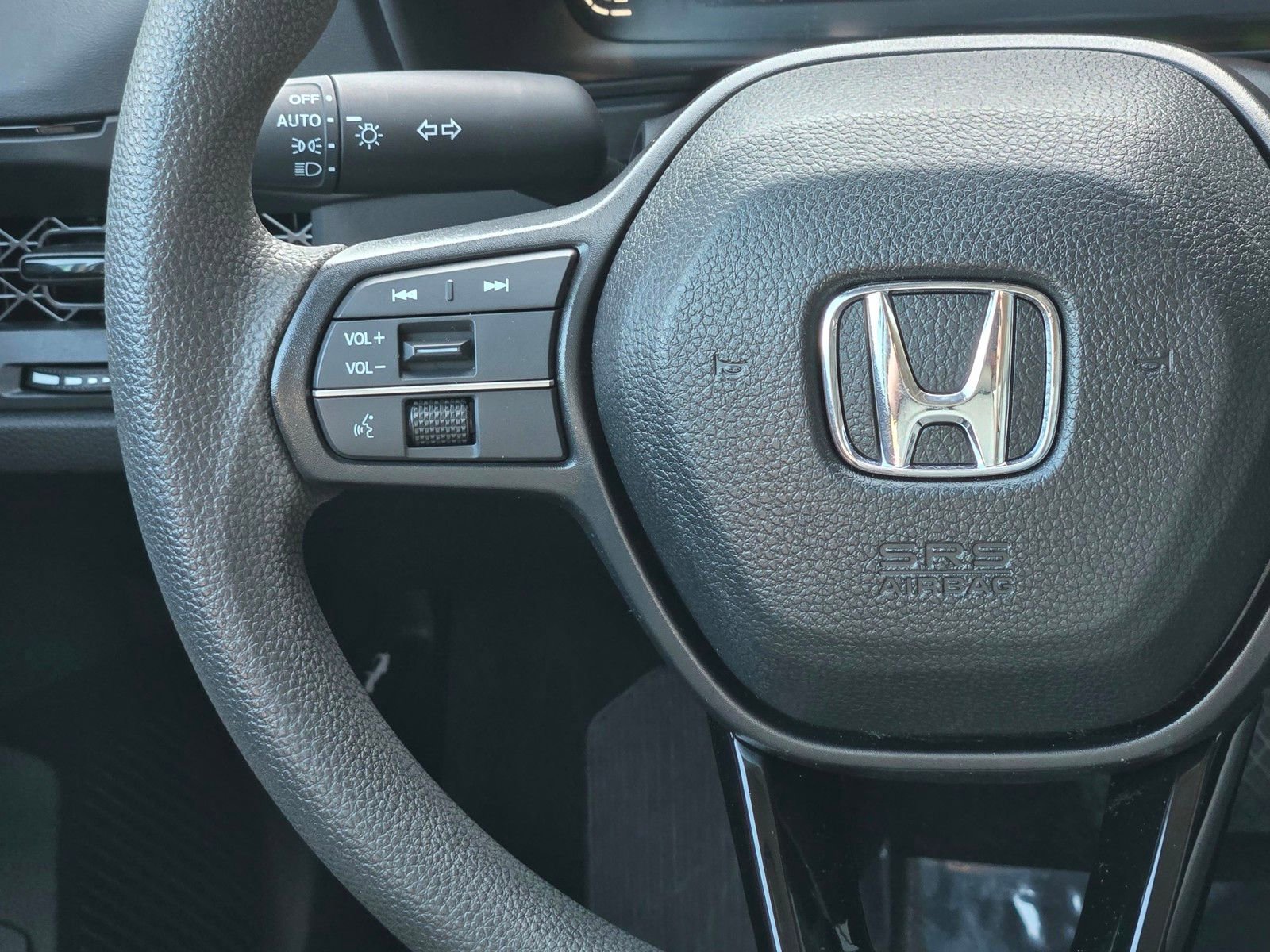 Used 2025 Honda Accord LX image 15
