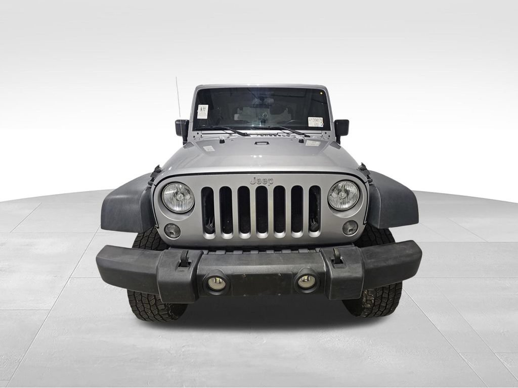 Used 2018 Jeep Wrangler Sport AWD/4WD image 3