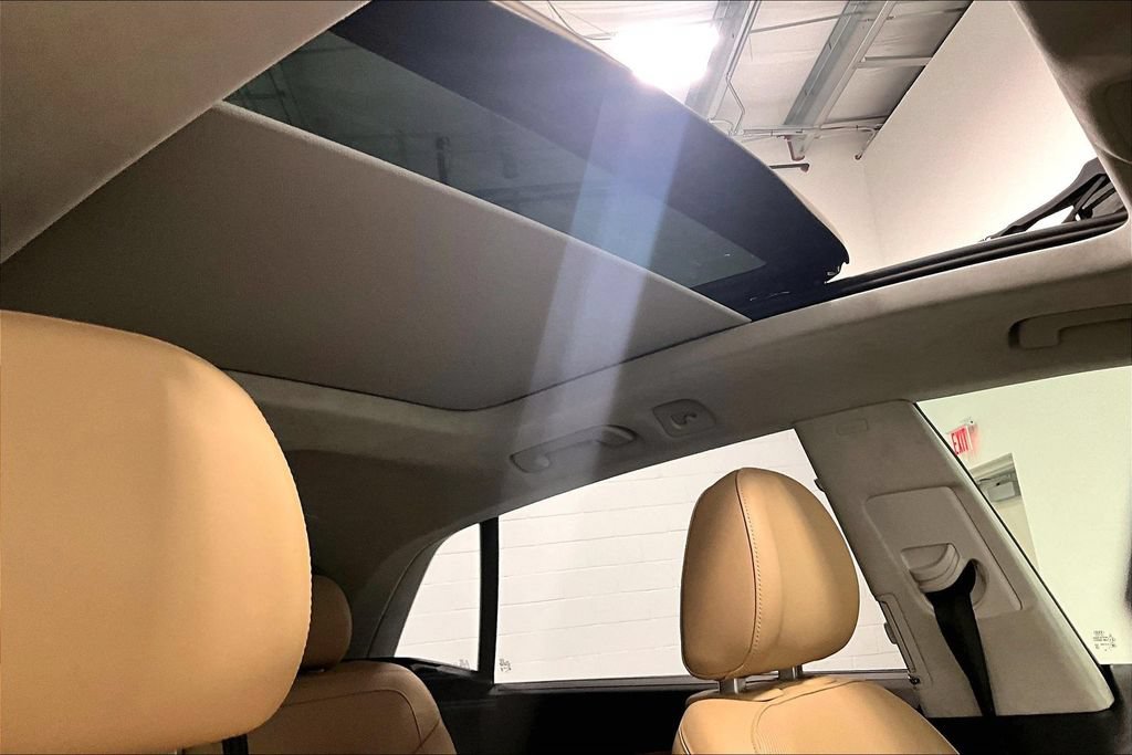 Used 2019 Audi Q8 Prestige AWD/4WD image 17