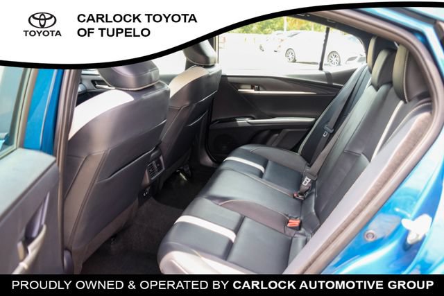 Used 2025 Toyota Camry SE FWD image 12