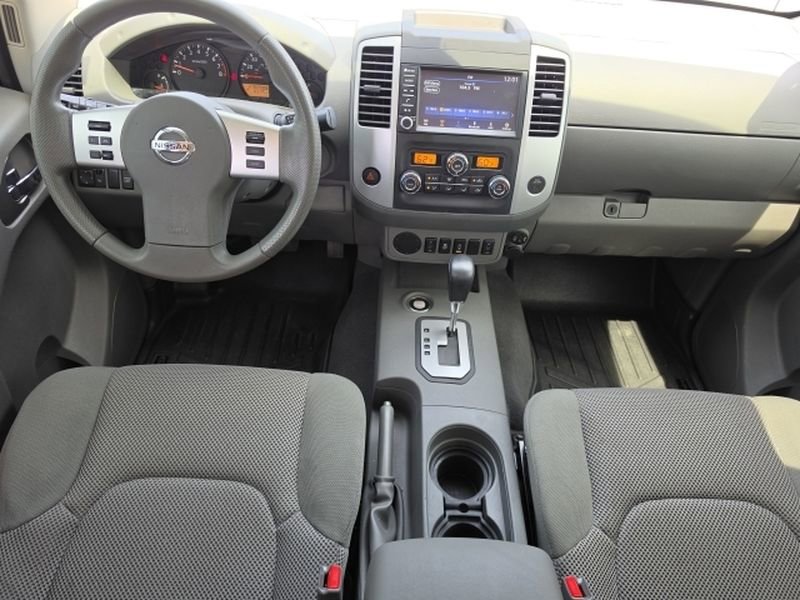 Used 2020 Nissan Frontier SV w/ Midnight Edition Floor Mats RWD image 5