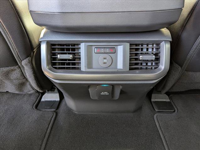 Used 2025 Ford F150 Lariat w/ Equipment Group 502A High image 15