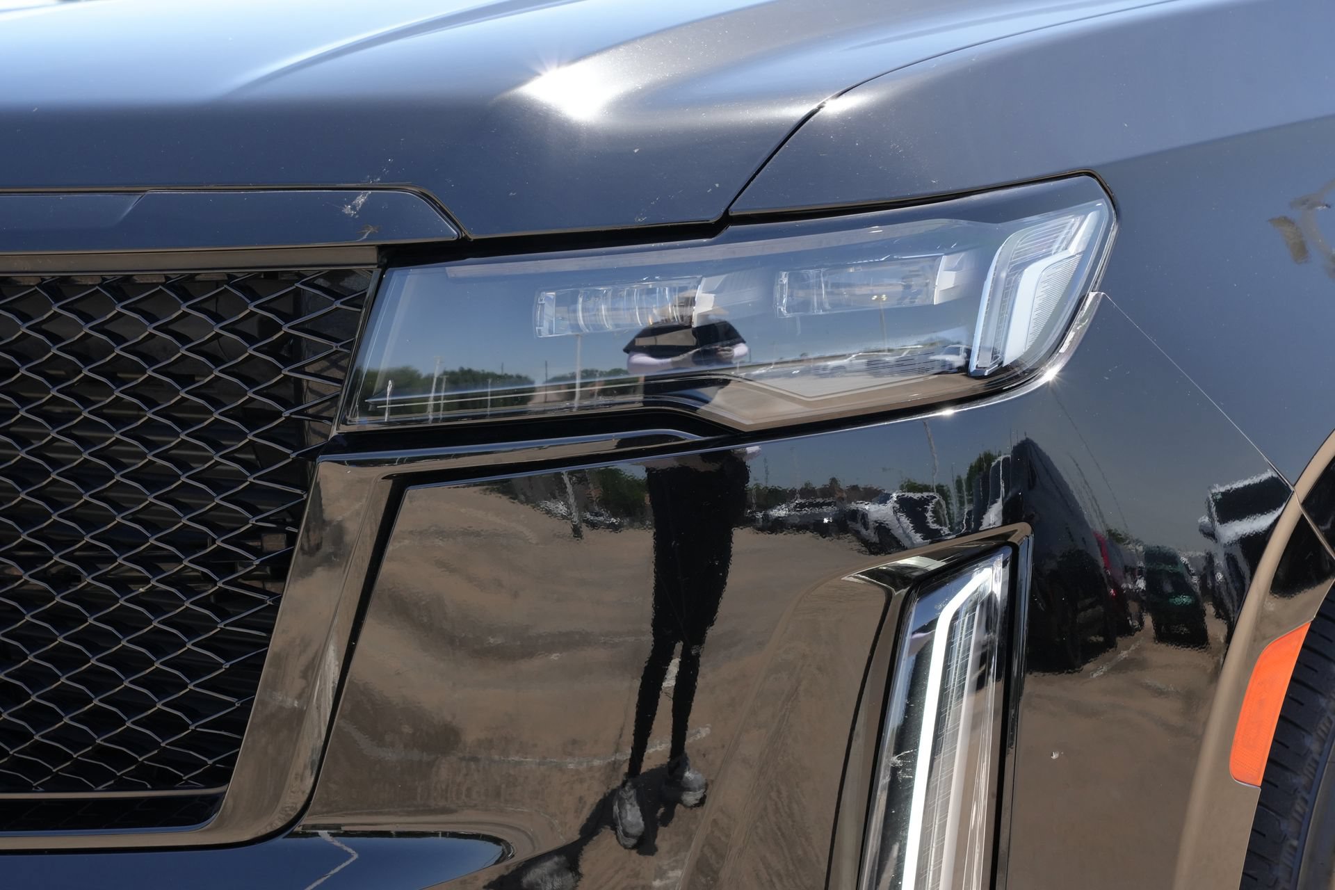 Used 2022 Cadillac Escalade Sport Platinum w/ Heavy-Duty Trailer Package AWD/4WD image 28