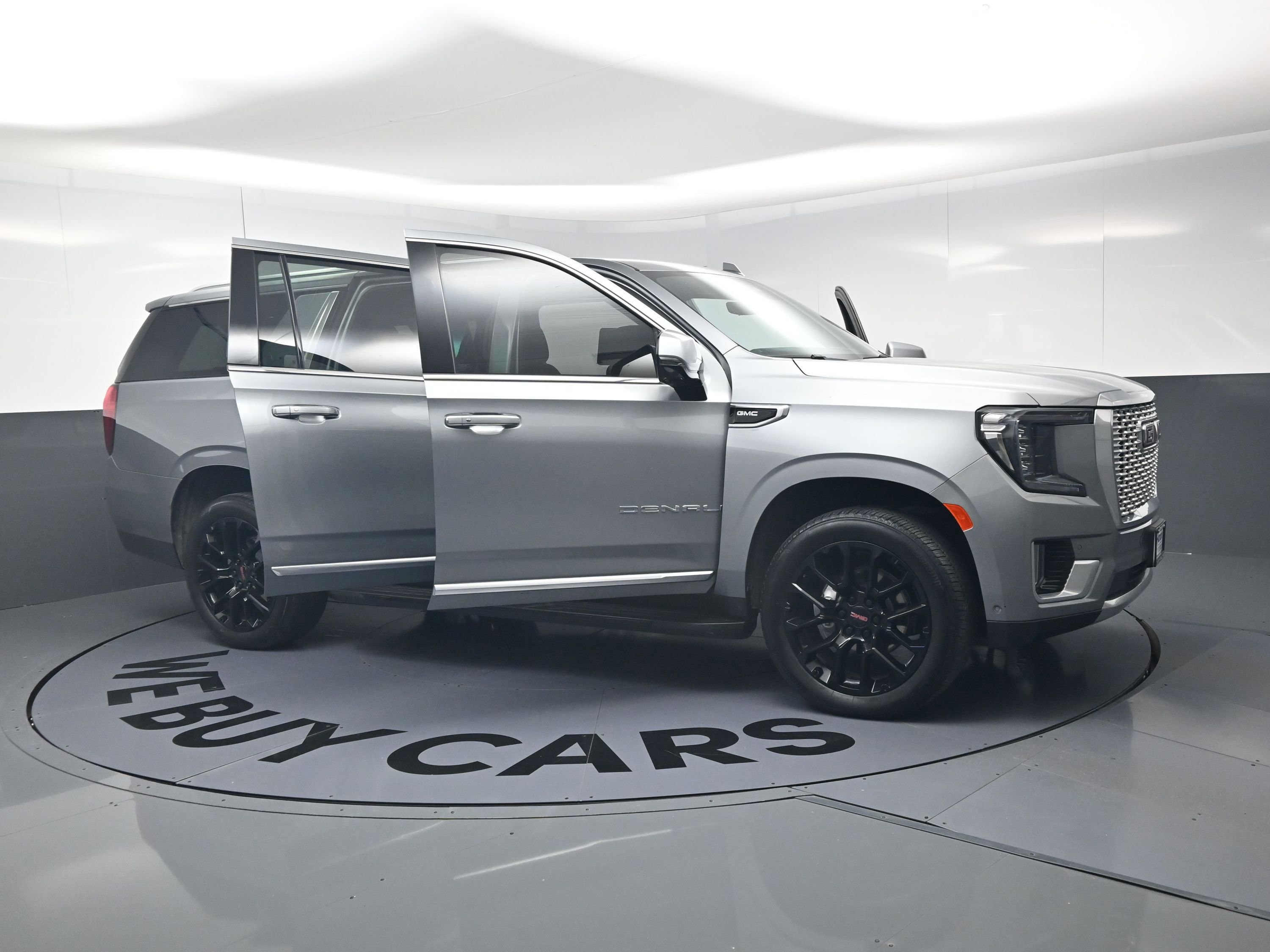 Used 2024 GMC Yukon XL Denali w/ Advanced Technology Package AWD/4WD image 25