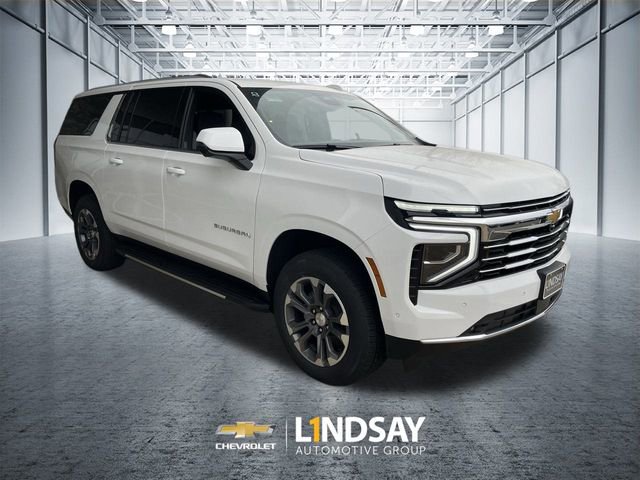 New 2026 Chevrolet Suburban LT w/ Comfort Package image 2