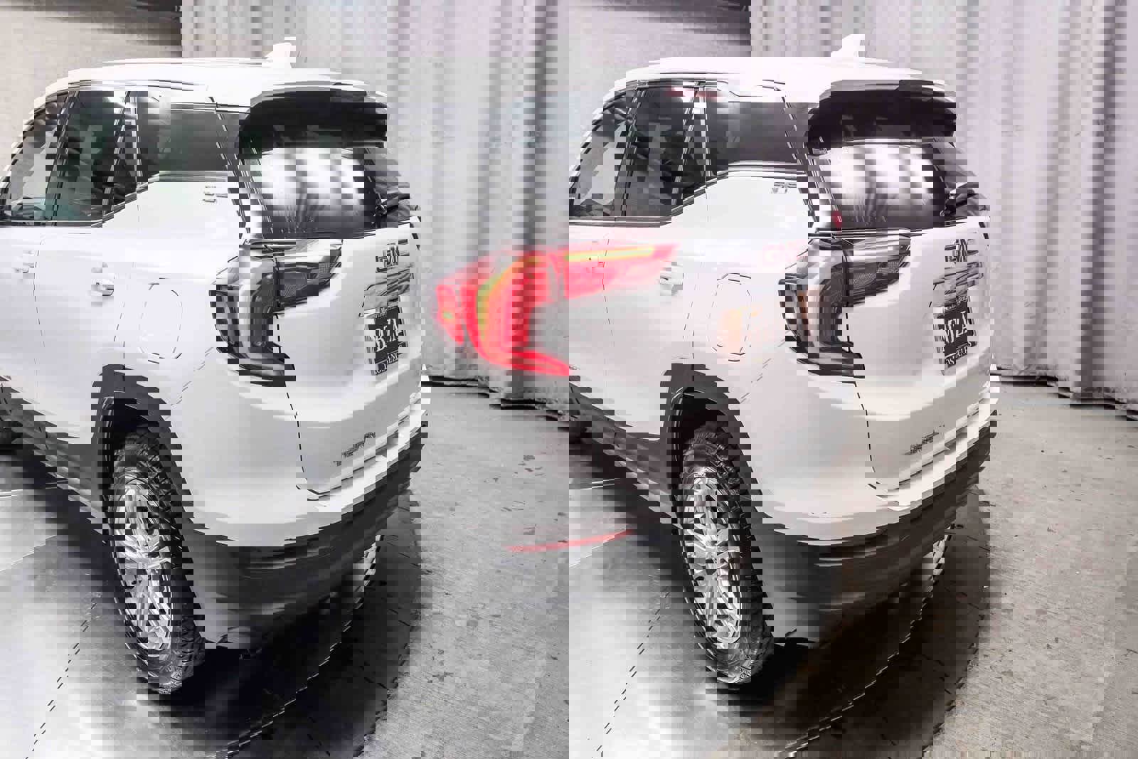 Used 2018 GMC Terrain SLE image 8