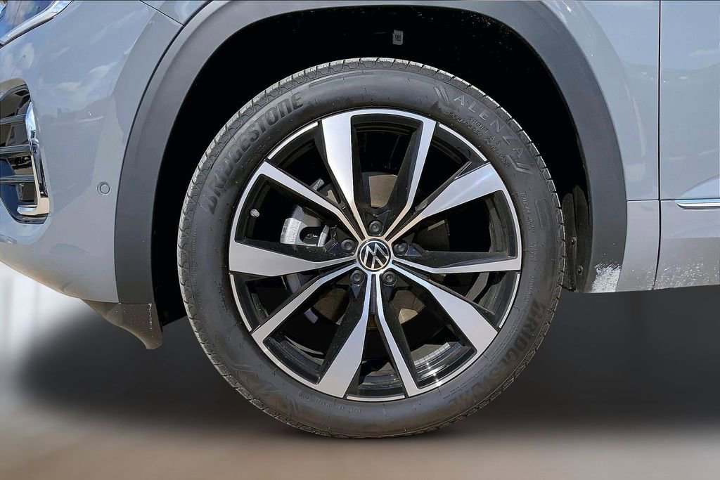 New 2026 Volkswagen Atlas SEL Premium R-Line AWD/4WD image 13