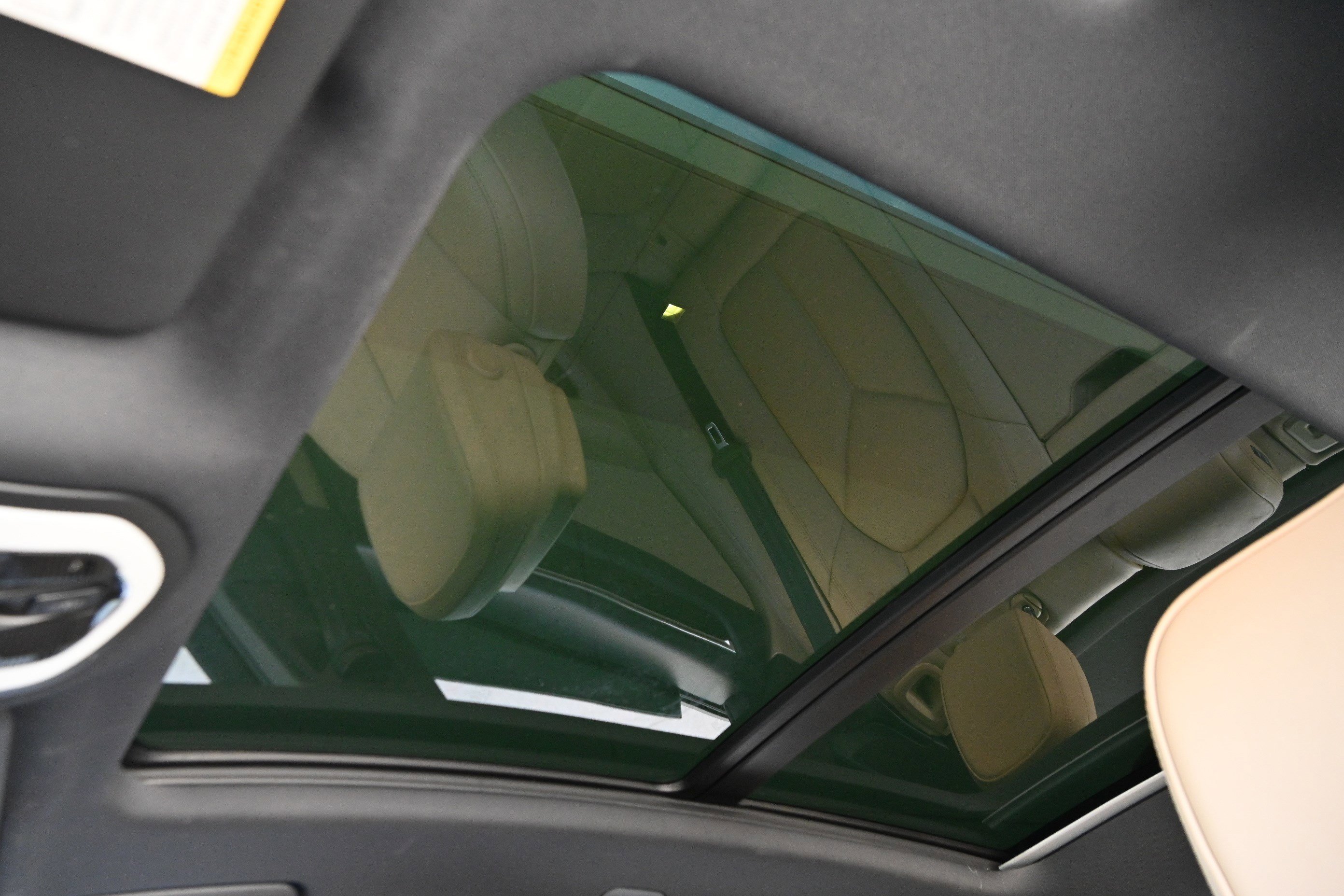 Used 2024 Porsche Macan image 27