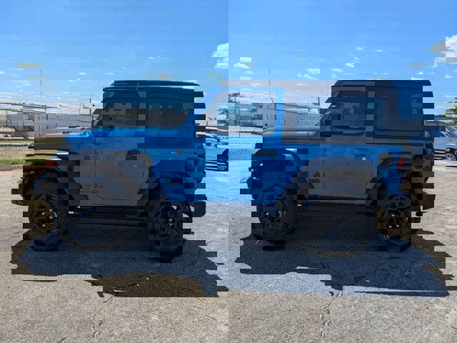 Used 2022 Jeep Wrangler Sport image 7