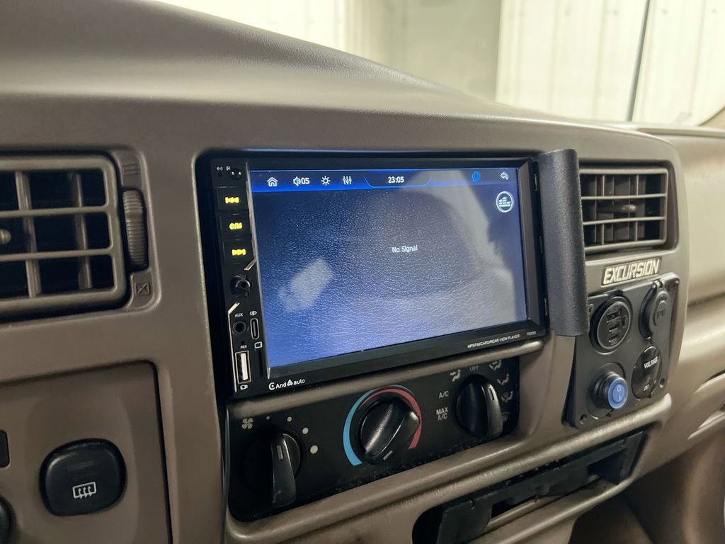 Used 2000 Ford Excursion Limited AWD/4WD image 14