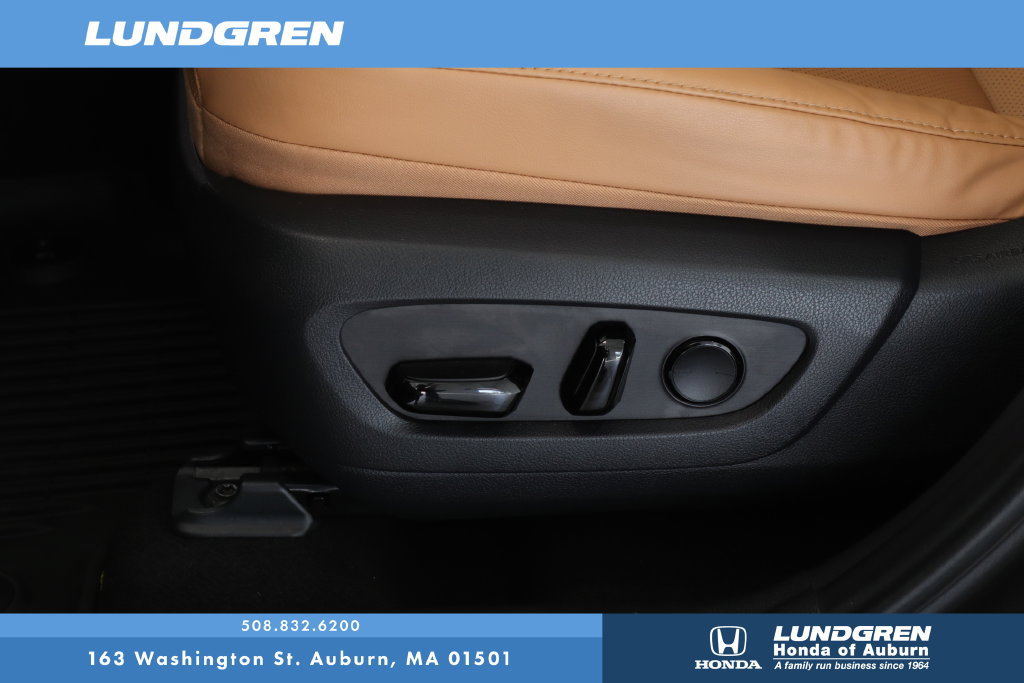 Used 2024 Lexus NX 350h AWD w/ Vision Package image 13