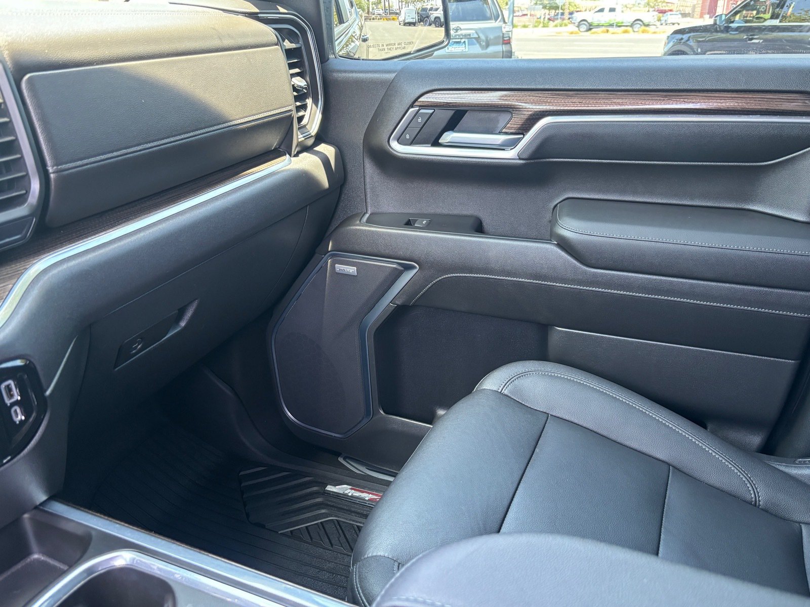 Used 2022 Chevrolet Silverado 1500 LT Trail Boss w/ LT Trail Boss Premium Package AWD/4WD image 19