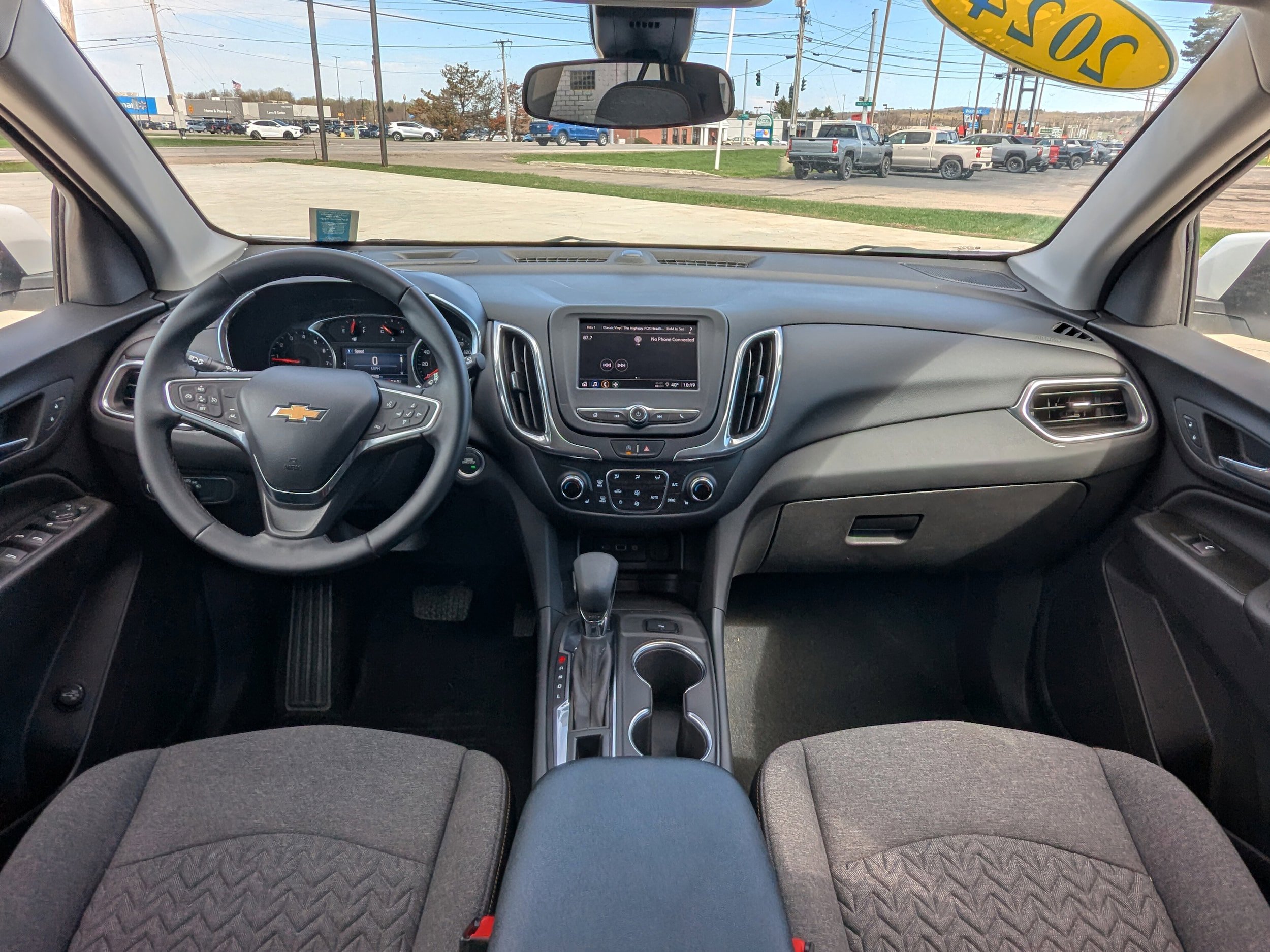 Used 2024 Chevrolet Equinox LT AWD/4WD image 9