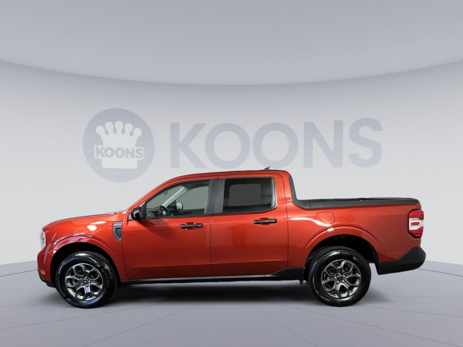Used 2024 Ford Maverick XLT w/ XLT Luxury Package image 2