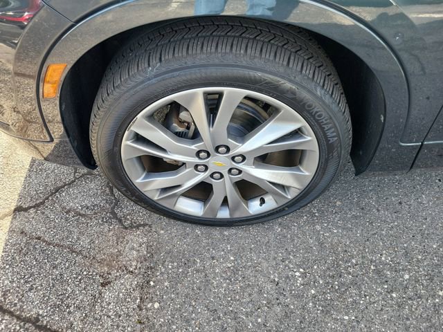 Used 2019 Chevrolet Blazer Premier w/ Sun and Wheels Package AWD/4WD image 5