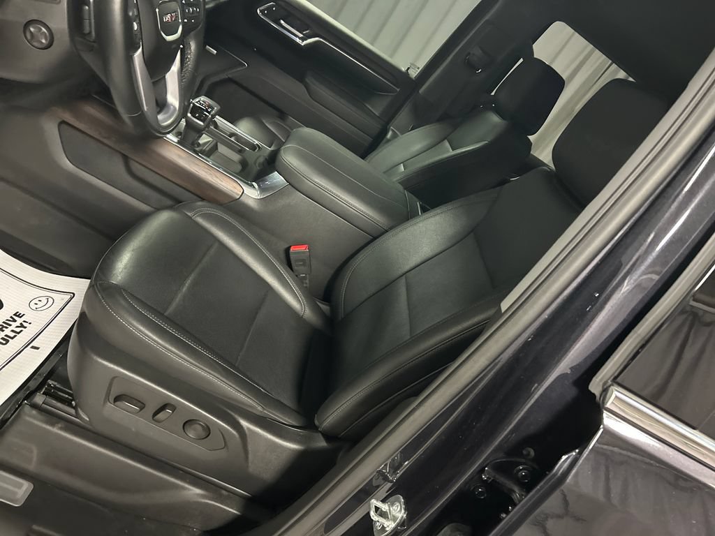 Used 2023 GMC Sierra 1500 SLT w/ SLT Premium Package AWD/4WD image 12