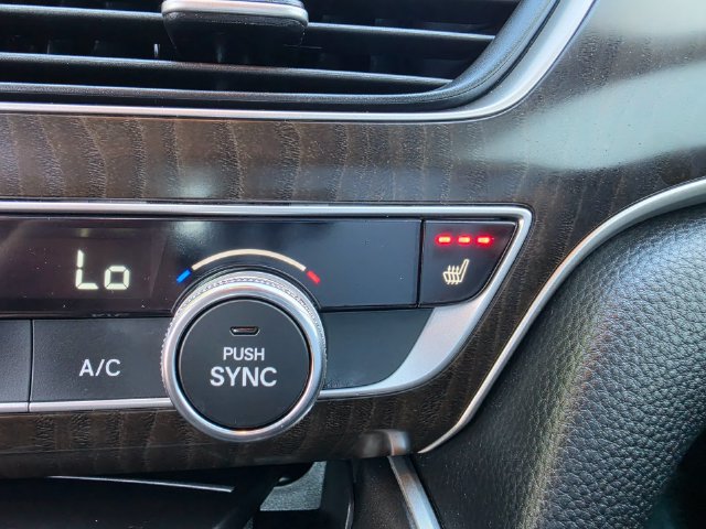 Used 2020 Honda Accord EX image 20