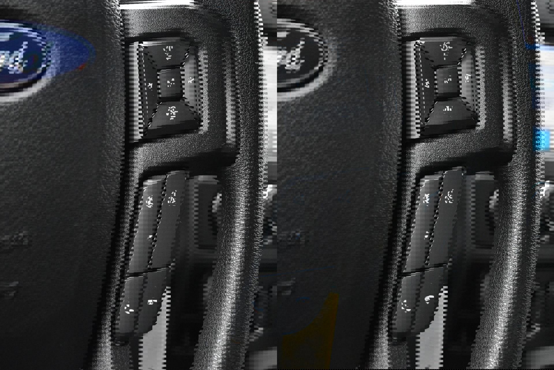 Used 2019 Ford F150 XLT w/ Trailer Tow Package image 18