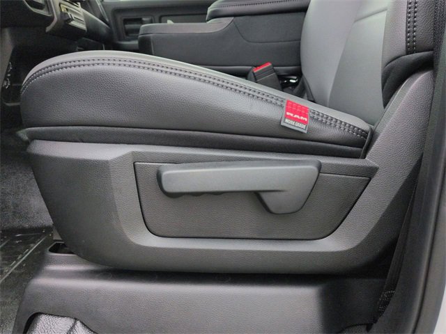 New 2025 RAM 5500 Tradesman image 20