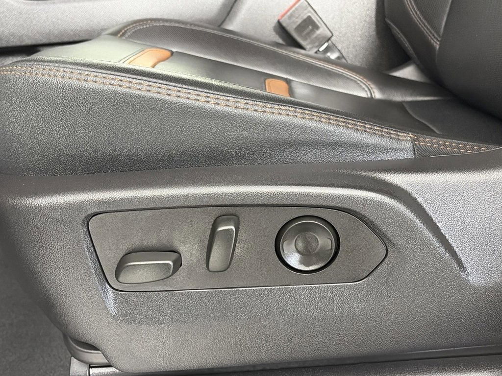 Used 2024 GMC Sierra 3500 AT4 w/ Technology Package image 26