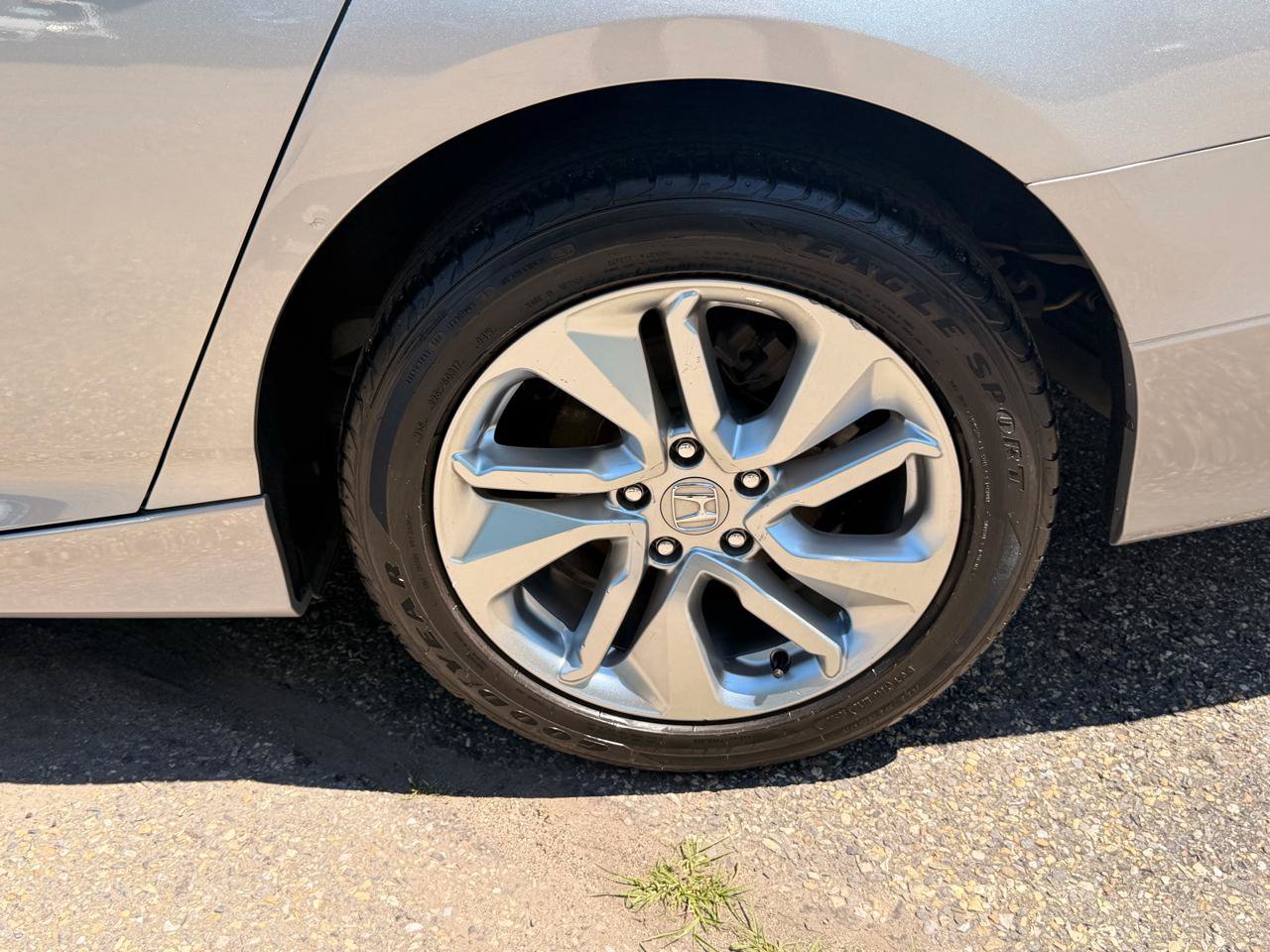 Used 2019 Honda Accord LX image 14