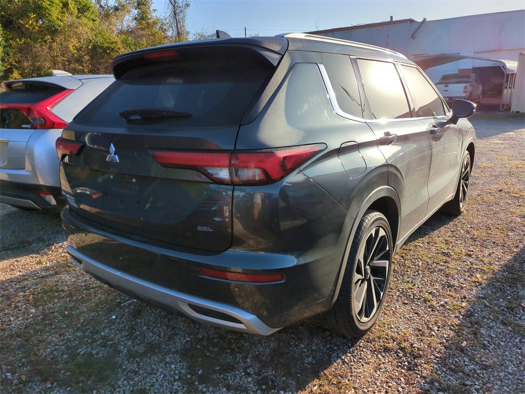 Used 2024 Mitsubishi Outlander SEL image 4