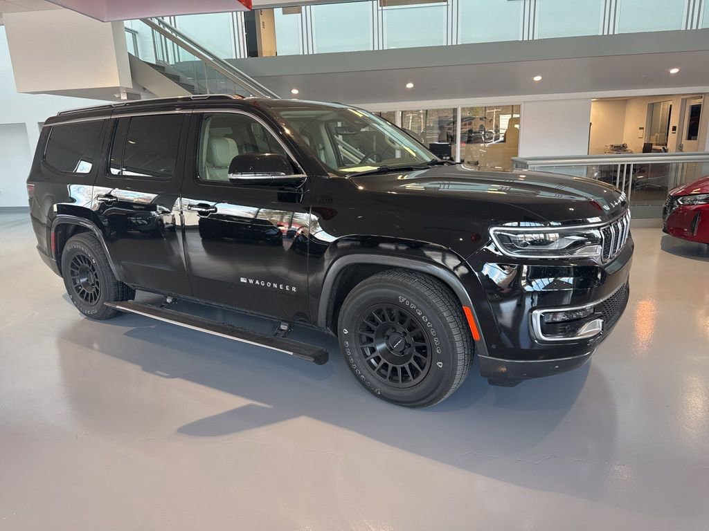 Used 2022 Jeep Wagoneer Series III w/ Premium Group I image 3