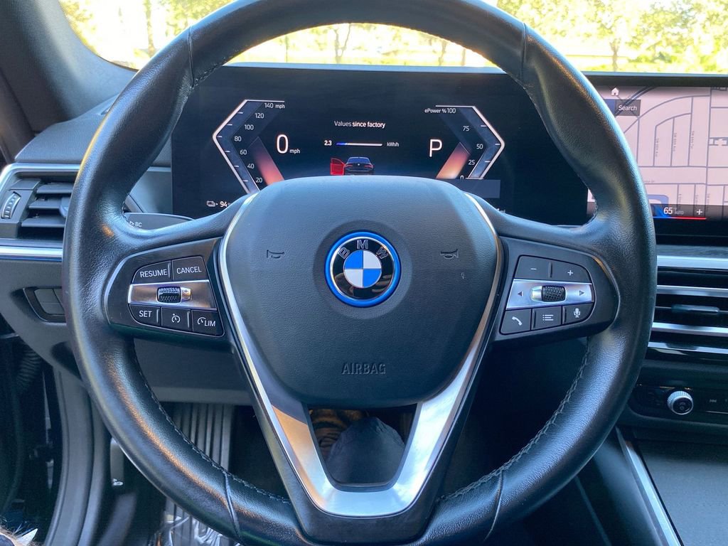 Used 2023 BMW i4 eDrive40 image 17