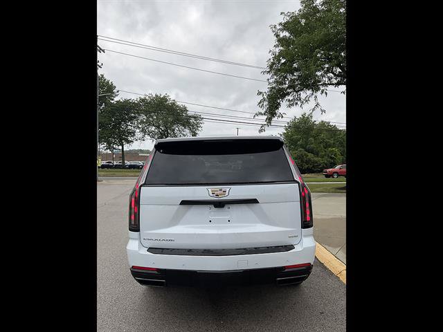 New 2026 Cadillac Escalade Sport w/ Touring Package AWD/4WD image 4