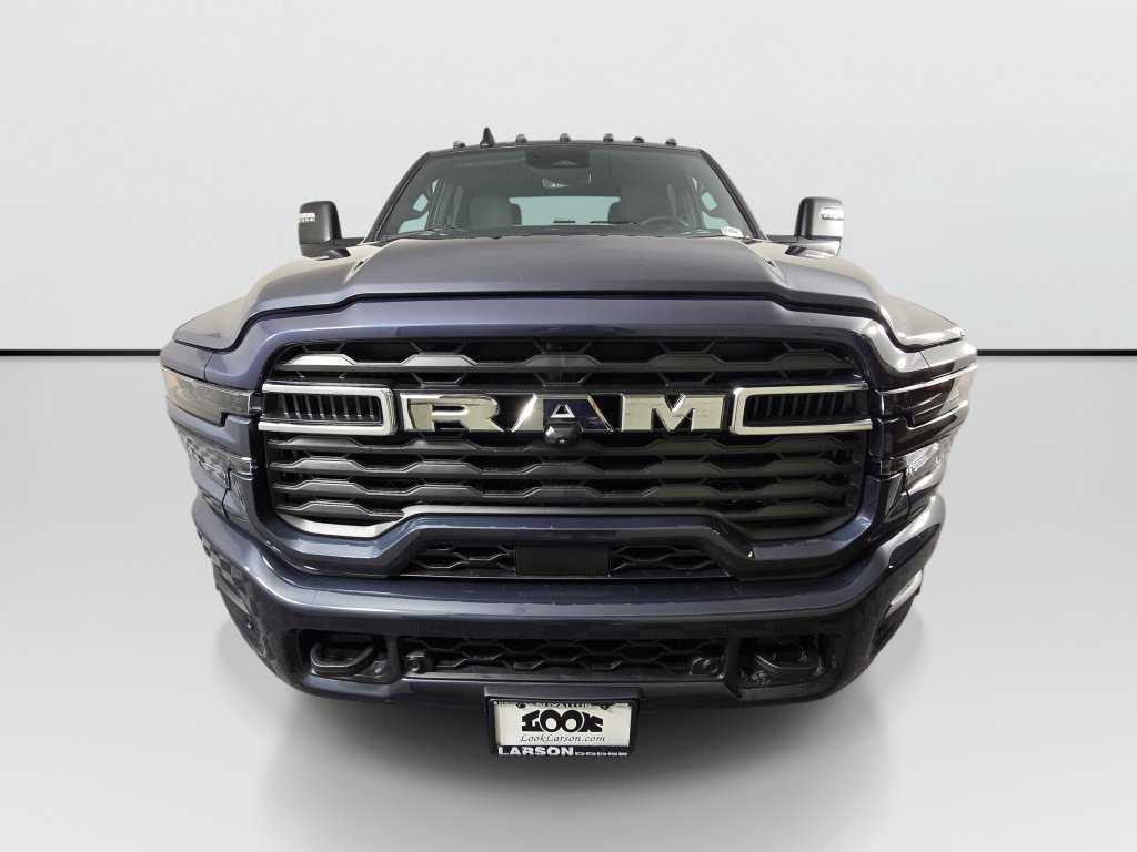 New 2026 RAM 3500 Big Horn AWD/4WD image 9
