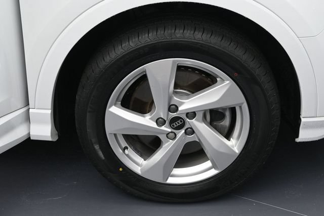 Used 2022 Audi Q3 2.0T Premium AWD/4WD image 6