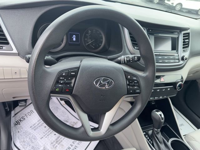 Used 2018 Hyundai Tucson SE image 11